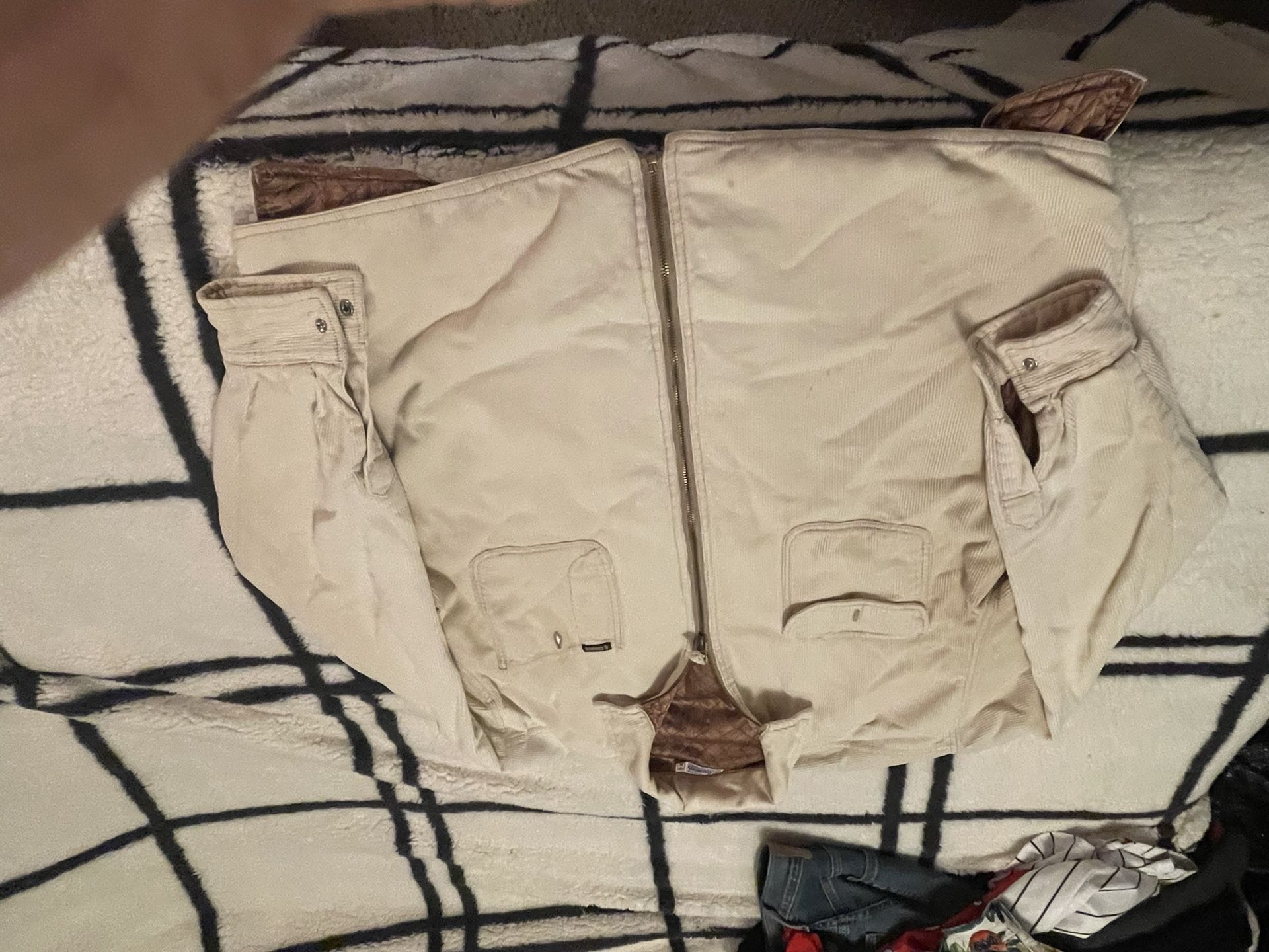 CORDUROY JACKET . MENS LARGE