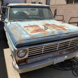 1967 Ford F250 Long Bed 