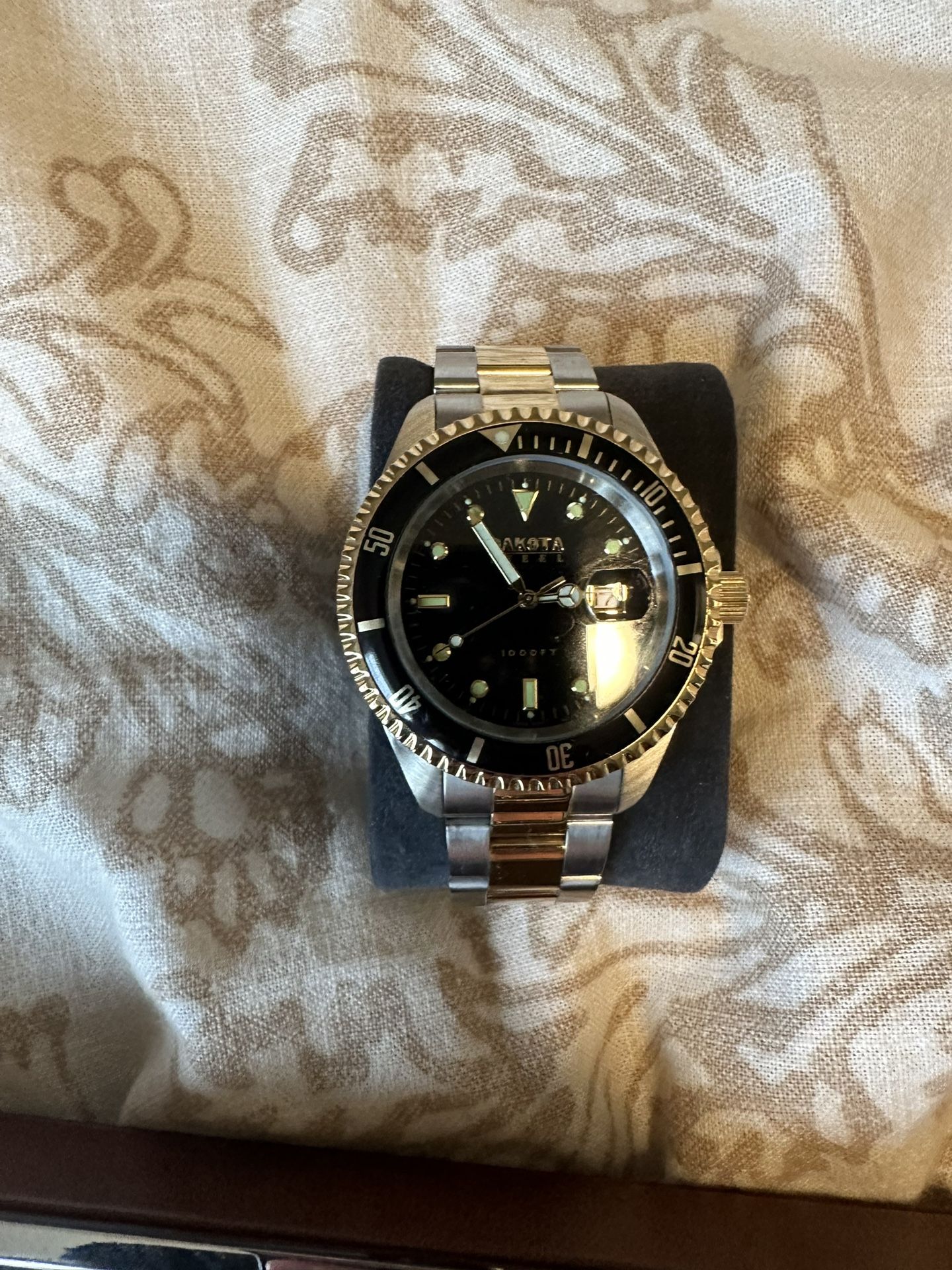 Dakota And Van Huesen