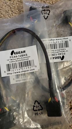 12" Molex 4pin Extension Cable, Black Seeved