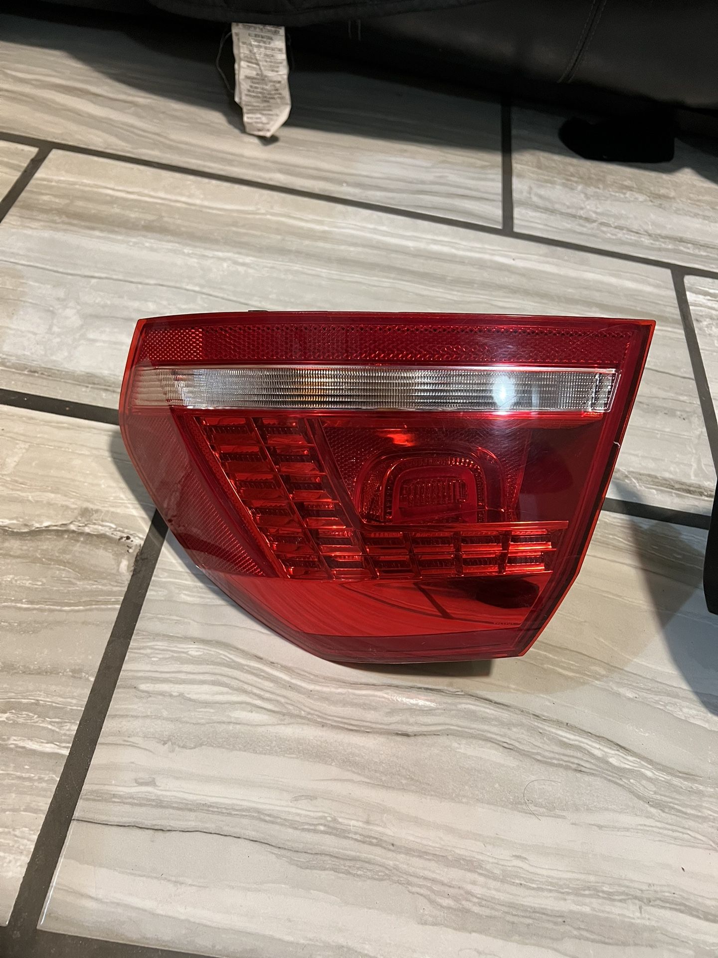 Tail lights 2011-2015 Volkswagen Passat