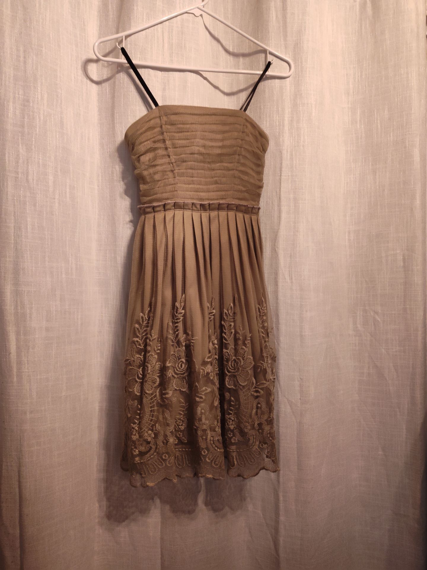 Short dress