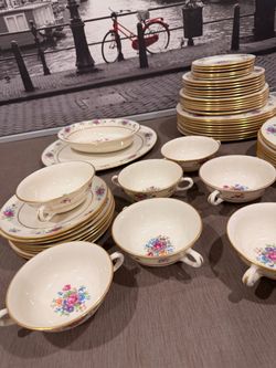 Vintage Lenox Rose J-300 76 piece Set
