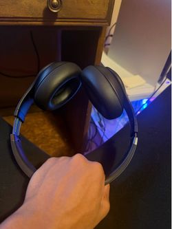Brand New Apple Beats