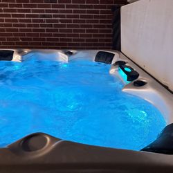 Hot Tub CalSpa