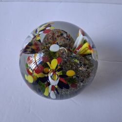 Floral Paper Weight Pretty Design 
