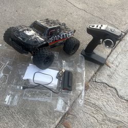 Deerc All Terrain Rc Car Remote Control Comes With Extra Battery