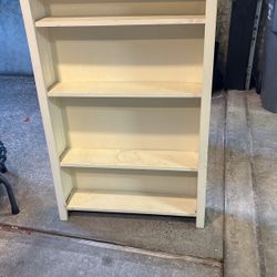 Narrow Shelves