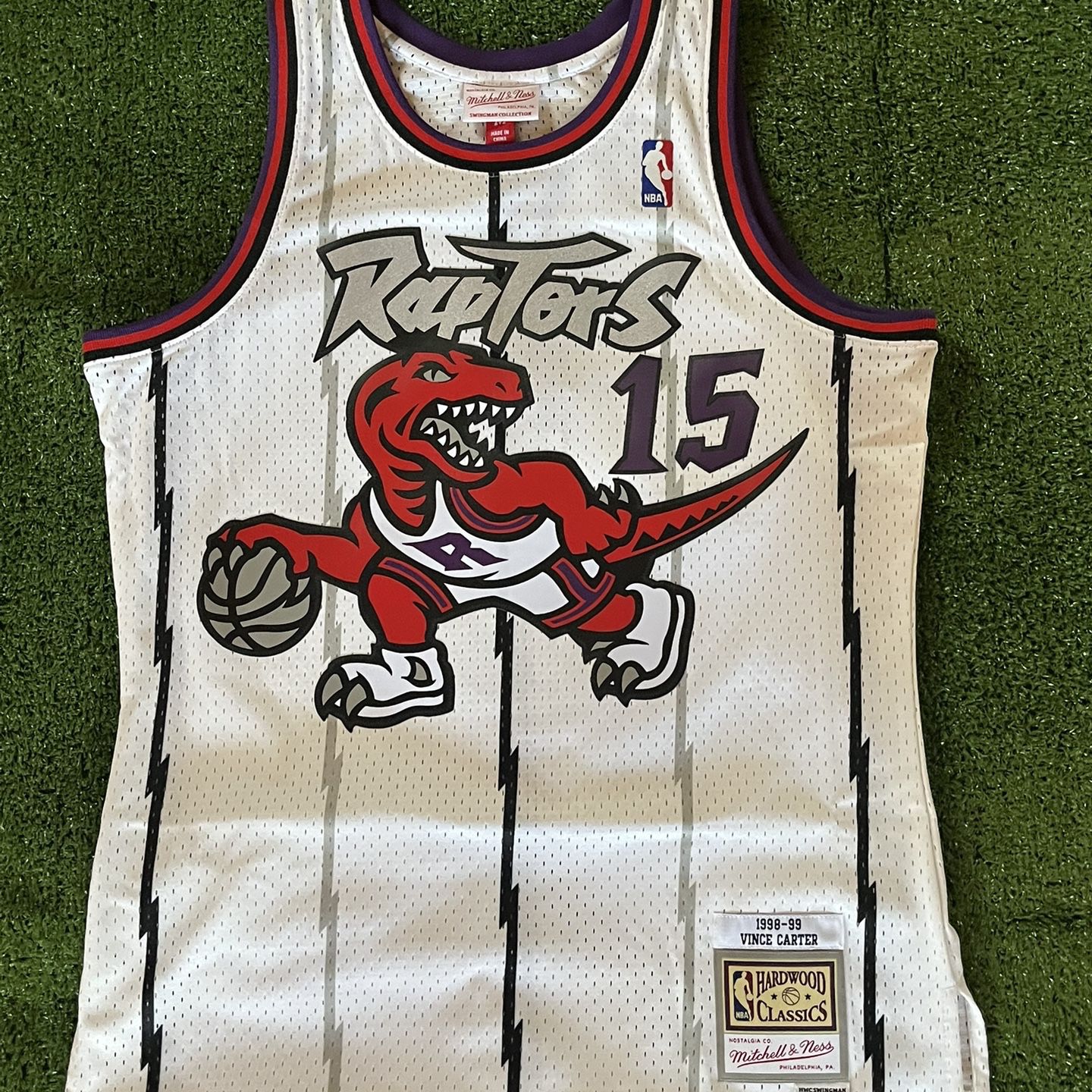 Vintage Mitchell & Ness Toronto Raptors Vince Carter NBA Jersey Size Men's  XL for Sale in Leavenworth, KS - OfferUp