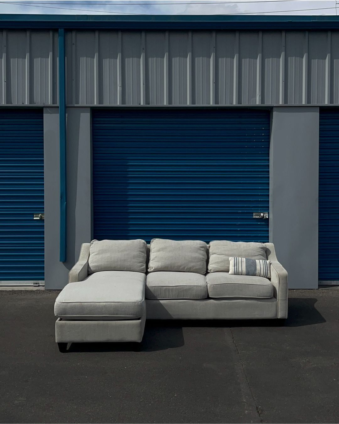 🛋️ Modern White 3-Seater Sectional w/ Reversible Storage Chaise