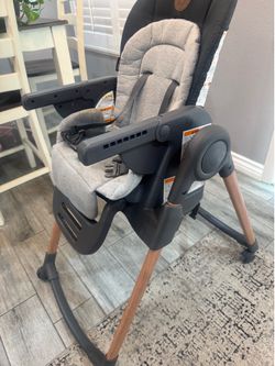 Maxi Cosi High Chair