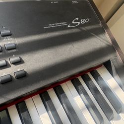 Yamaha S80 Music Synthesizer 