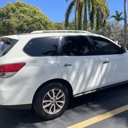 2016 Nissan Pathfinder