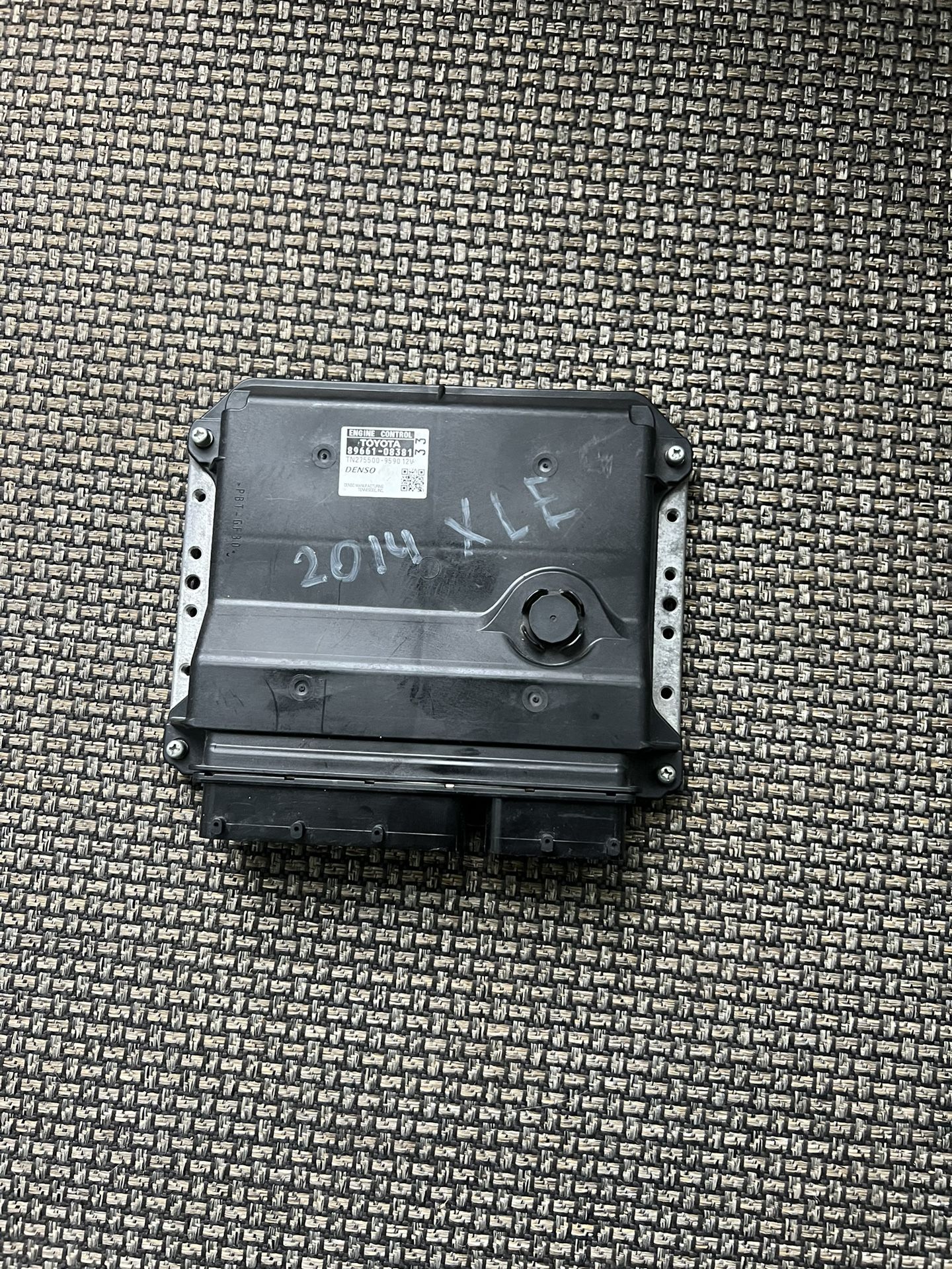 2014 Toyota Sienna 89(contact info removed)1 Computer Engine Control ECU Module