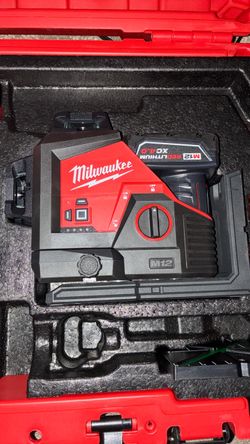 Milwaukee M12 Green Beam Laser Level