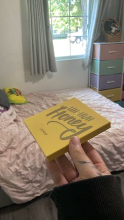 Colourpop Uh-Huh Honey