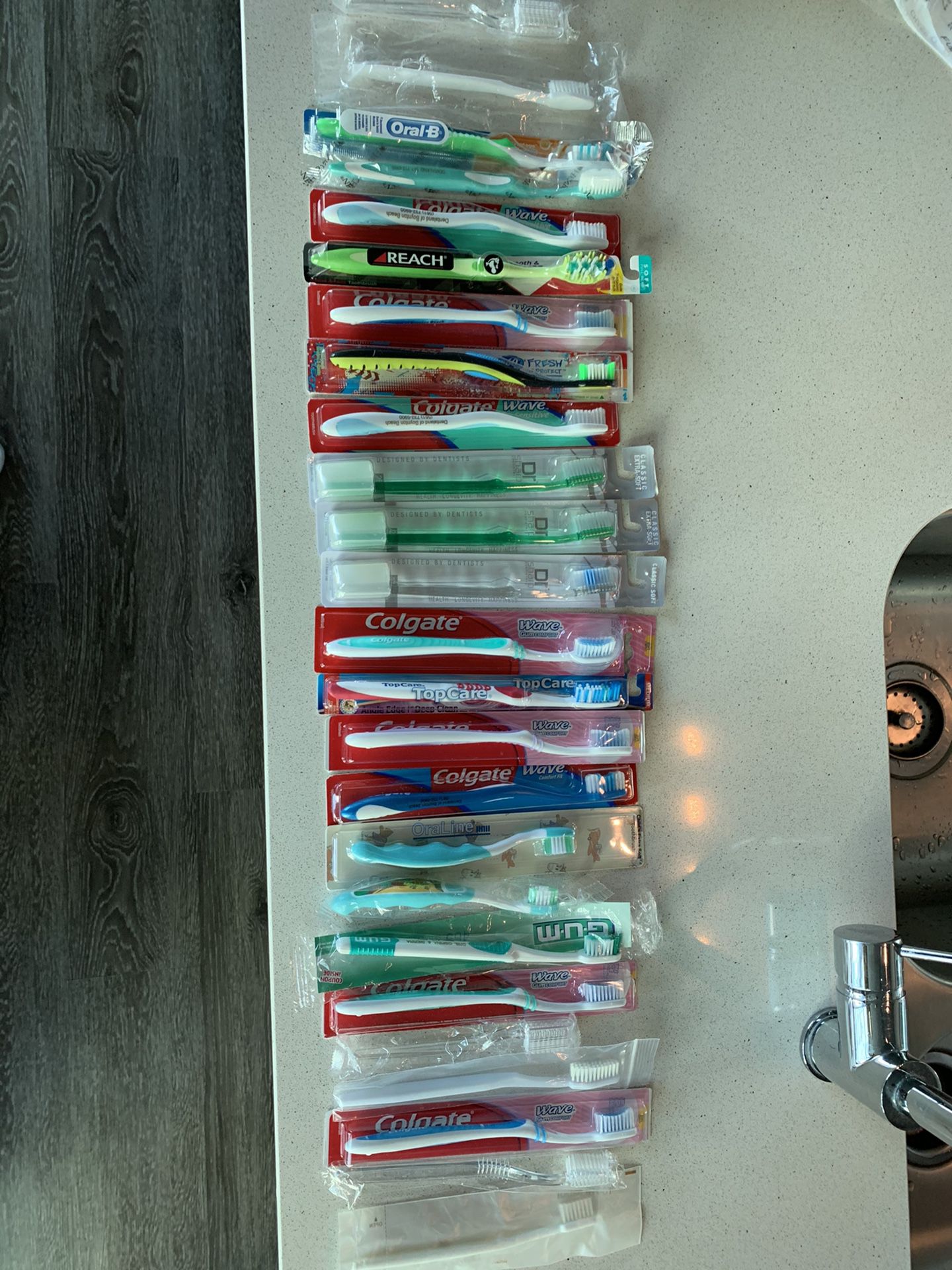 Dental Supplies (brand new toothbrushes, Dental Floss & Picks) - Pick Up From Brickell (33131)