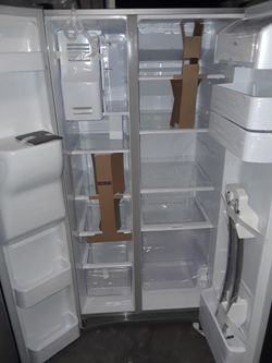 Side by side refrigerator New Samsung