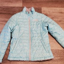 North Face Snow Jacket Reversible Size 14/16 Like New