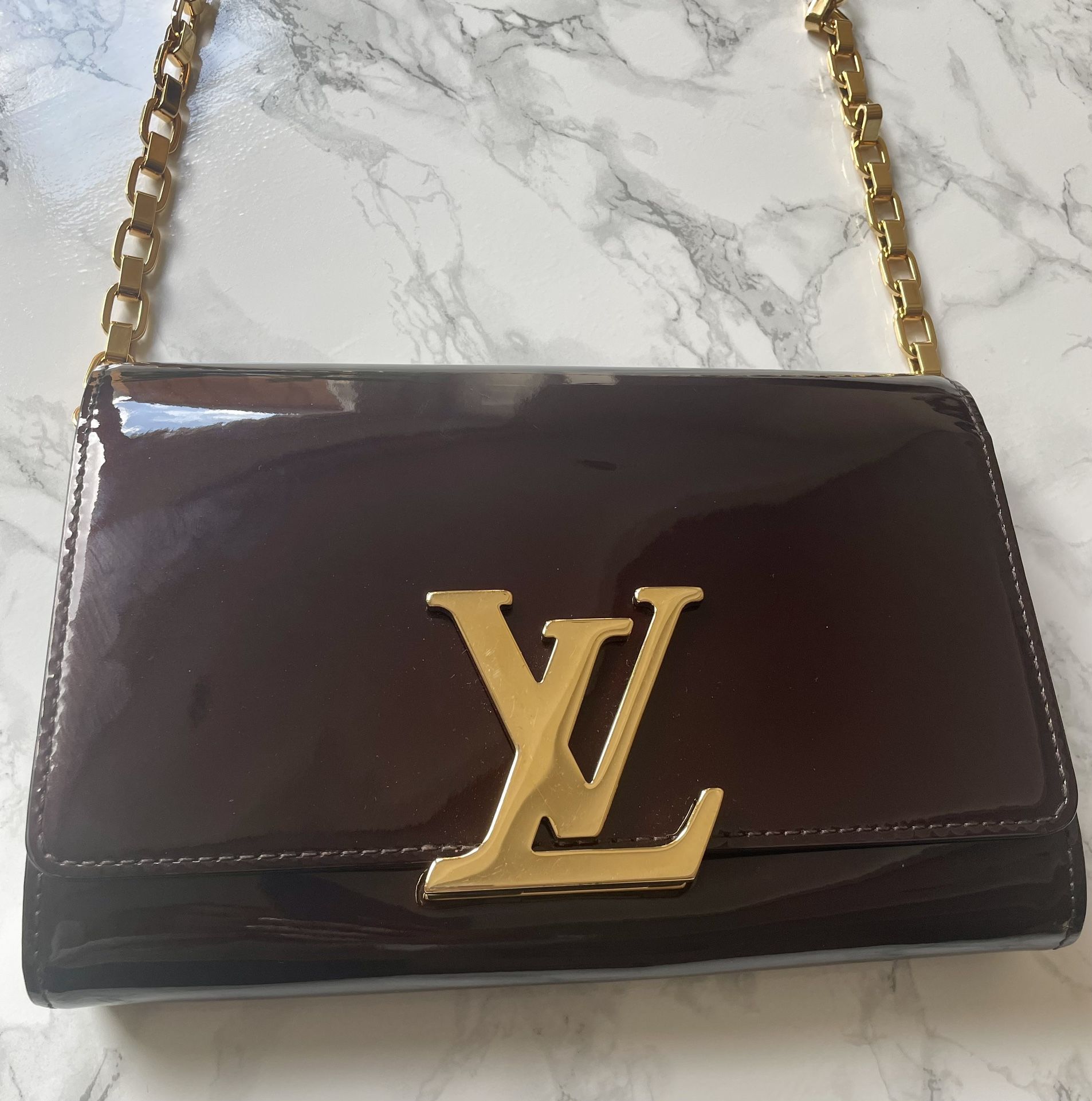 Louis Vuitton Louise Ver Amar Crossbody Bag Brown for Sale in Boca Raton,  FL - OfferUp