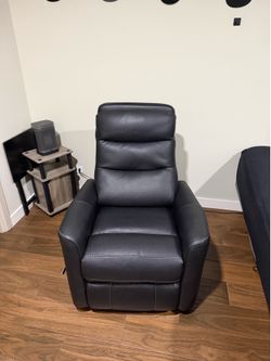 Black Faux Leather Manual Recliner