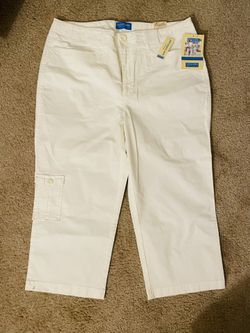 White Capri Pants