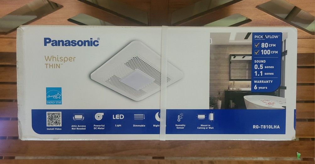 Panasonic White Lighted Fan with Humidity Sensor