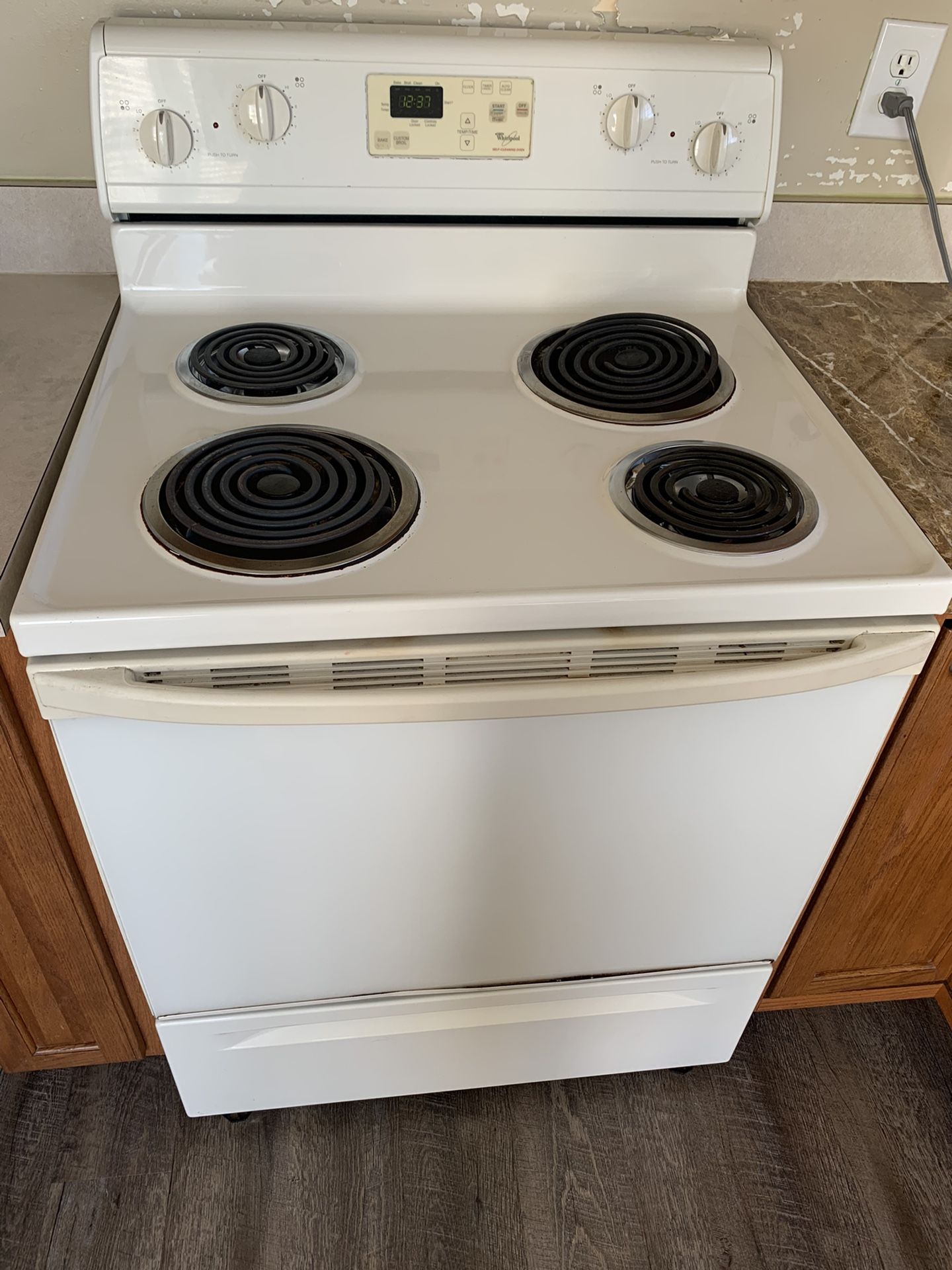 Whirlpool Electric Stove 