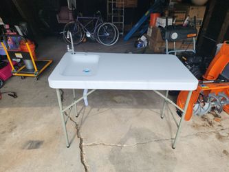 Outdoor Folding Fish Cleaning Table with Sink & Faucet – Camping & BBQ Station