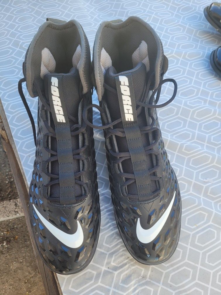 Nike NEW Football Shoes