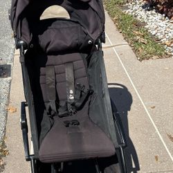 YO-YO  BABYZEN TRAVEL STROLLER