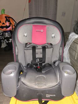 I HAVE USED CAR SEATIN GREAT CONDITION JUST A FEW STAINS,SEAT COVER WASHED READY FOR USE
