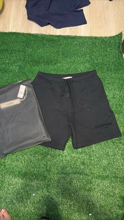 Black essential brand new