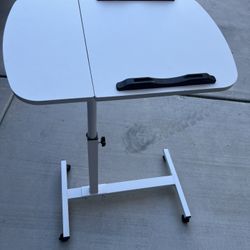 Mobile Laptop Desk