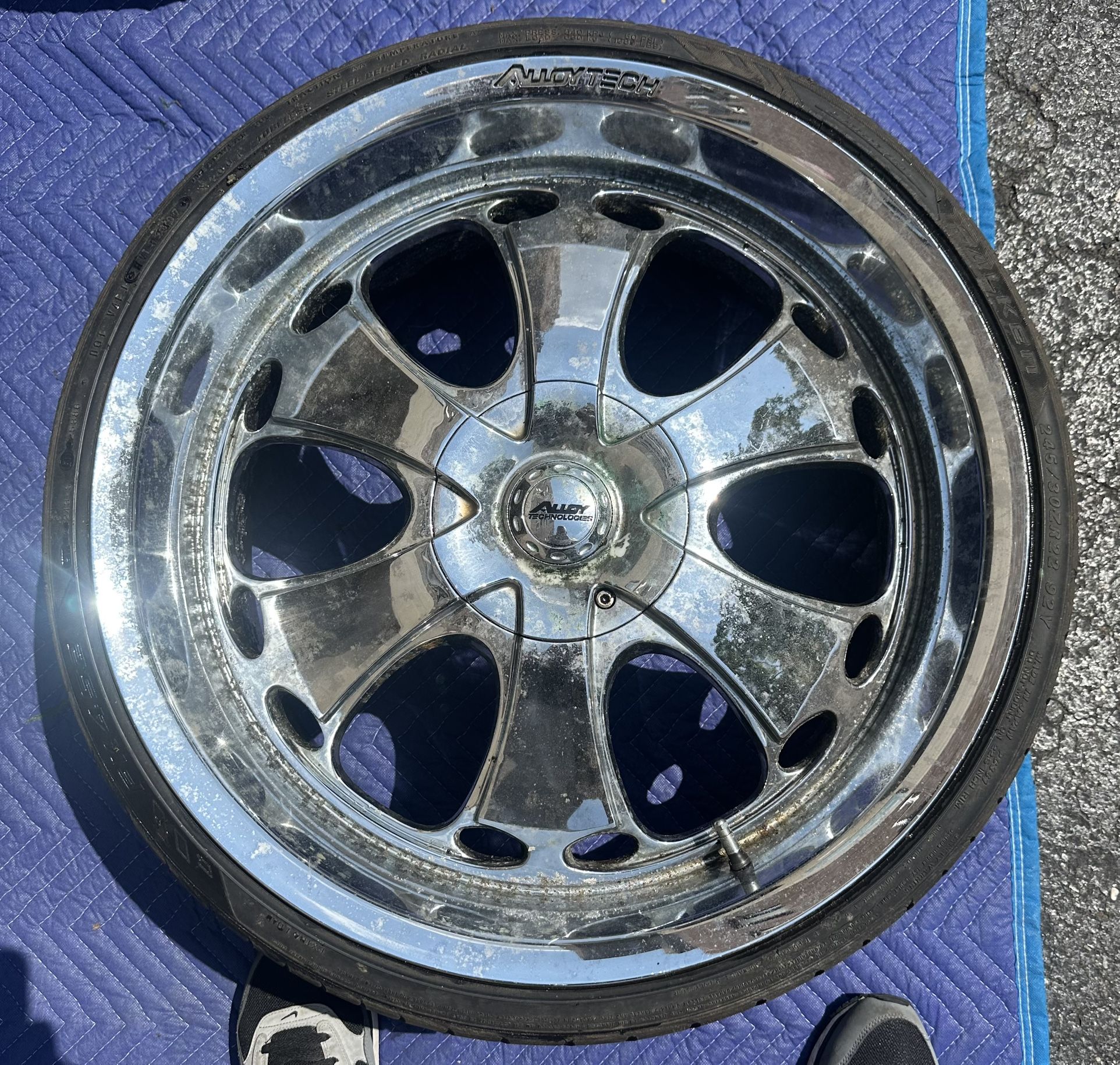 22” Chrome Rims