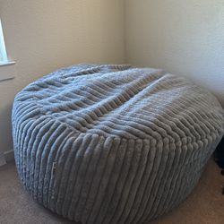 Large Bean Bag, Grey, Brand: Lounge&Co.   Not quite sure the exact size but it’s pretty big