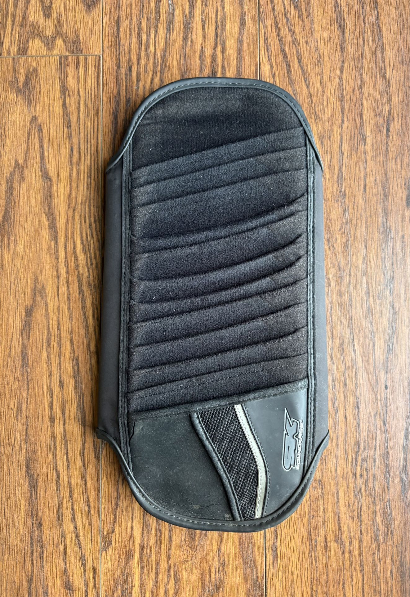 SK SOUNDKASE 12 CD Visor Organizer Storage Case - Nylon - CD DVD & Blu-ray Discs