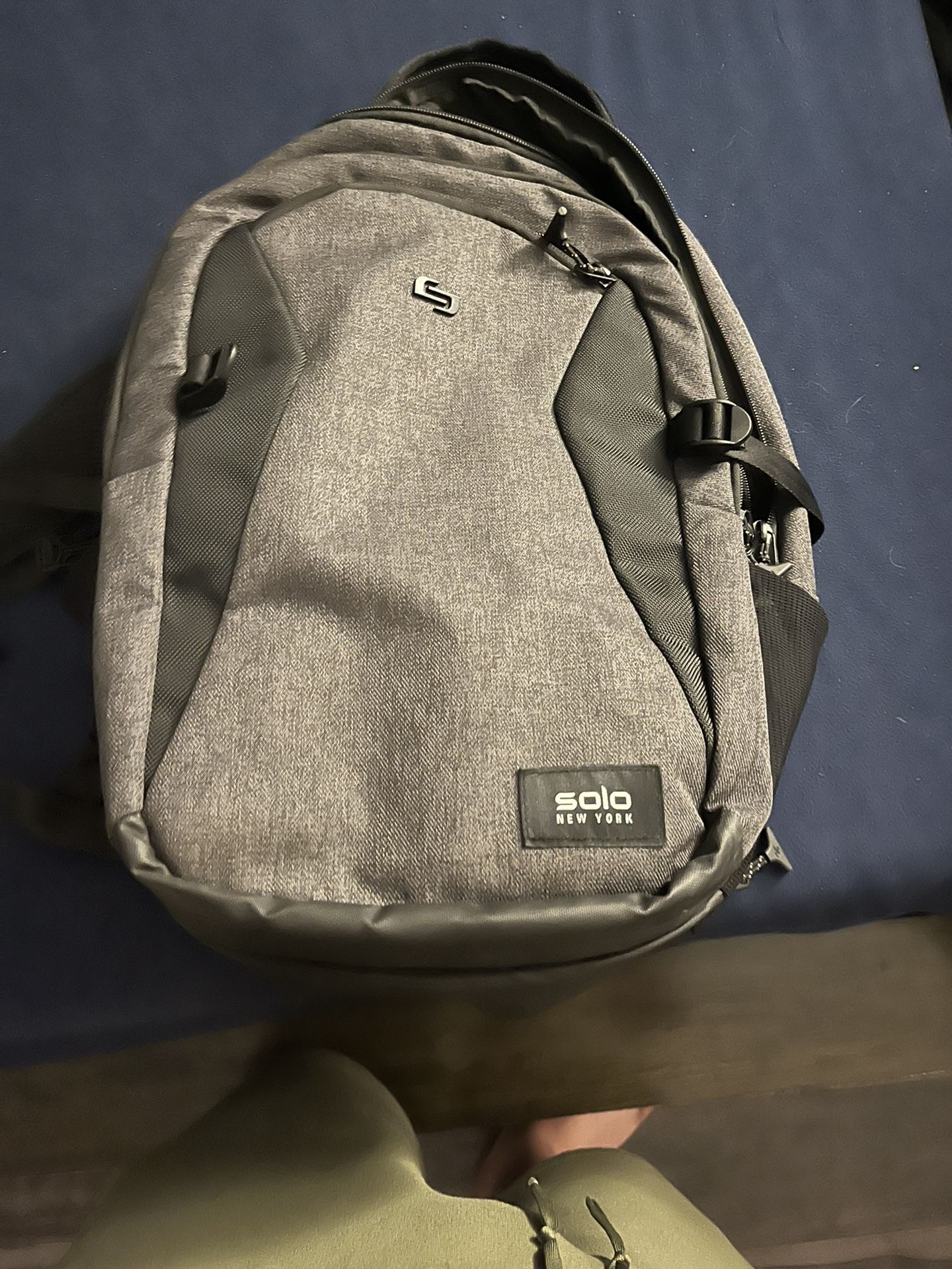 Solo New York Laptop/tablet Backpack 