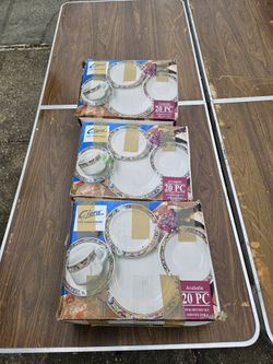 New 60 pieces dinnerware set