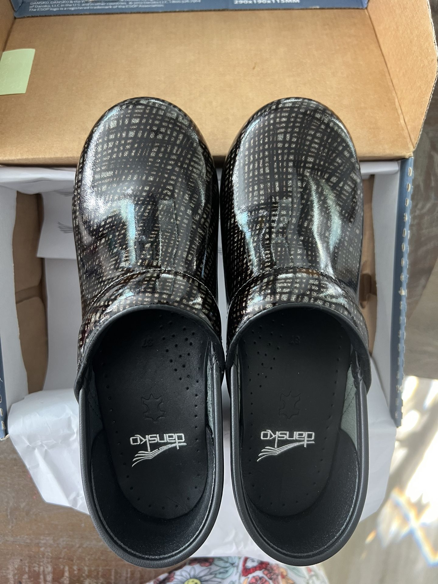 Dansko Professional Clogs: Silver/Black Crisscross Hatch Patent Leather