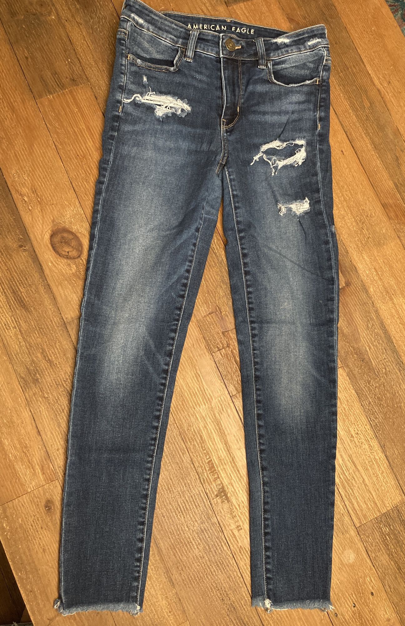 American Eagle size 6 regular distressed blue jeans denim next level stretch