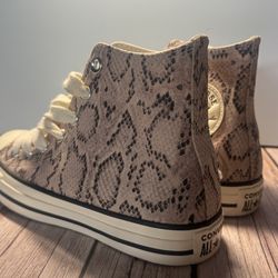Women’s Converse