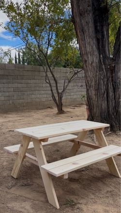 Kids Wooden Outdoor Picnic Table with Benches