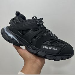  Balenciaga Track Sneaker 
