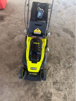 RYOBI ONE+ 18V 13 in. Cordless Battery Walk Behind Push Lawn Mower with 4.0 Ah Battery and Charger