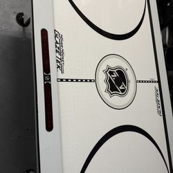 AIR HOCKEY TABLE 