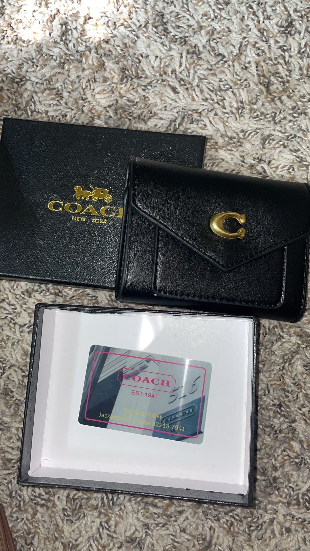 Brand New Wallet Women Or Men’s