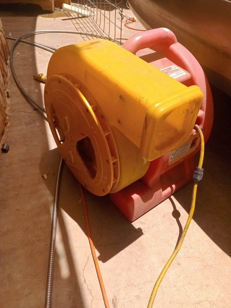 Tool King Air Hawk GTS 1.5 hp Single Phase Blower Fan