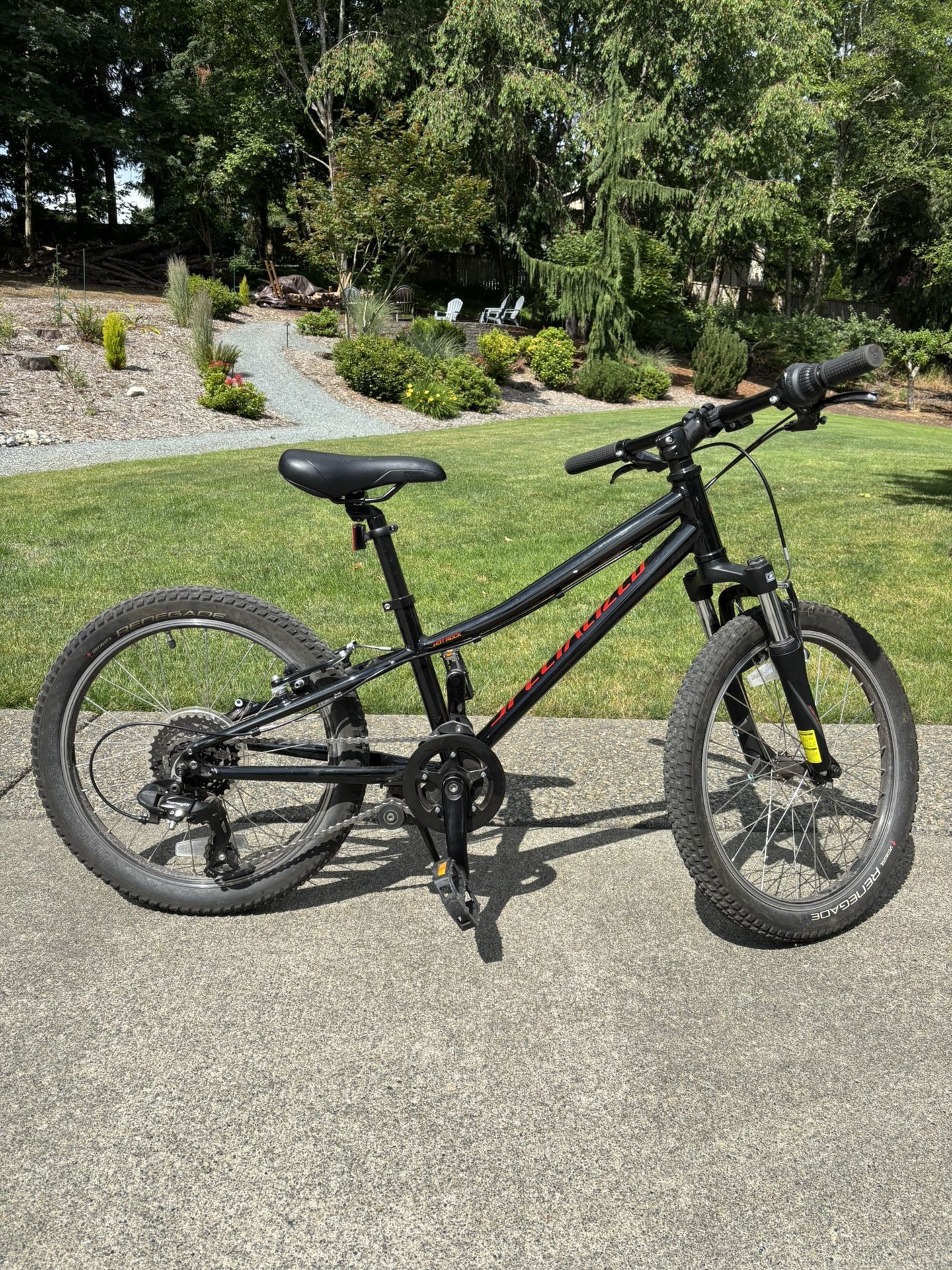 Specialized Hot Rock Kids Bike (16 Inch)