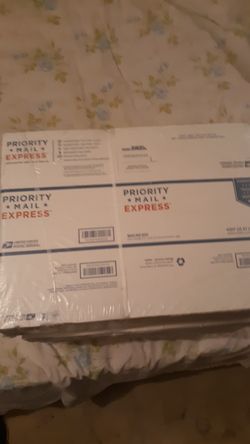 75 brand new never opened priority mail Express boxes all for only 15$